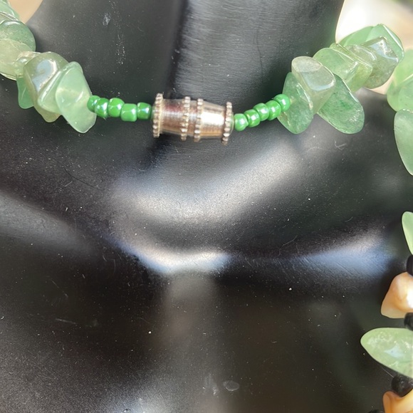 10 inch/25 cm long Chalcedony&Aventurine accented with 10 mother of pearls - Picture 4 of 4